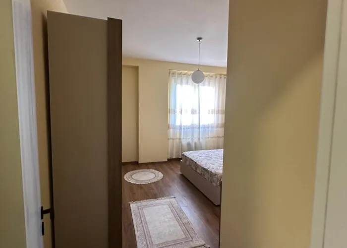 Elton Gjana Paskuqan